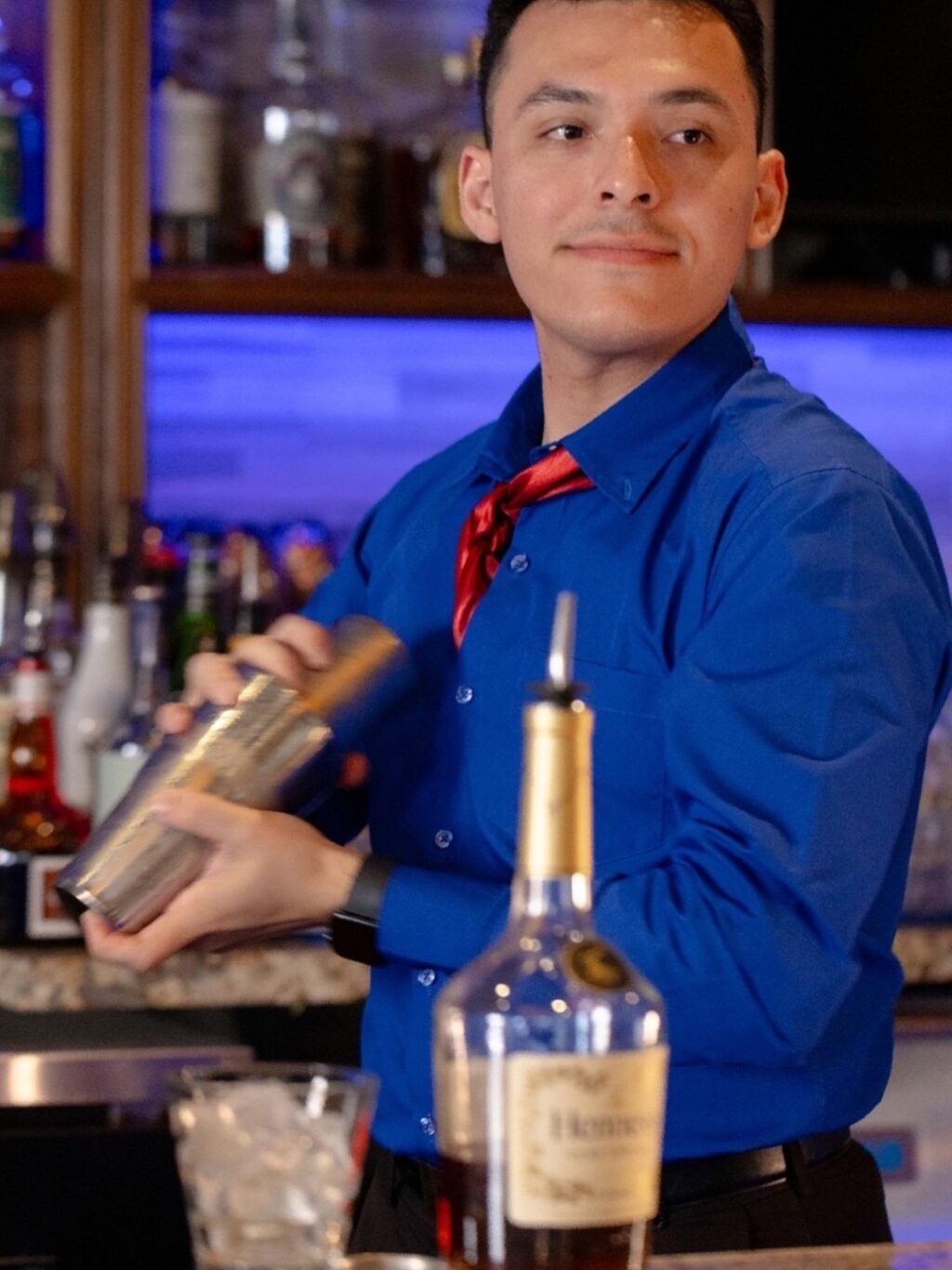 The perfect pairing for grilled meats at Galpão Gaucho: Hennessy Pineapple Sour 🍍🍹 
⠀⠀⠀⠀⠀⠀⠀⠀⠀
Hennessy cognac, pineapple juice, fresh lemon juice, simple syrup, and lime combine to make a refreshing semi-sweet citrus cocktail.
⠀⠀⠀⠀⠀⠀⠀⠀⠀
Which location are you heading to?
⠀⠀⠀⠀⠀⠀⠀⠀⠀
Cupertino, CA
Irvine, CA
Napa, CA
Roseville, CA
San Diego, CA
Walnut Creek, CA
Las Vegas, NV
Charleston, SC