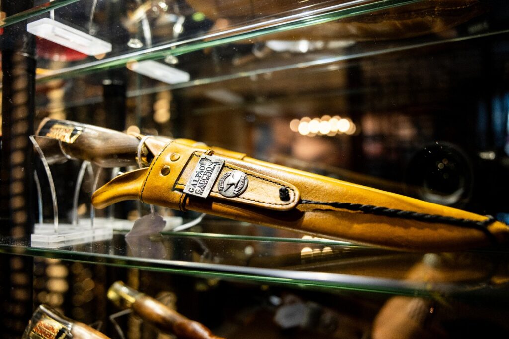 Do you know what the Gaucho Knife represents? 🔪 🥩 

For a Gaucho, a knife is never just a tool. It’s an extension of the arm, a symbol of freedom, and a legacy passed down through generations.

It’s the silent partner in the fields and the guest of honor at our barbecue. To carry one is to carry our history, our honor, and to keep the tradition alive.

Happy National Knife Day! 

Book your table now ❤️