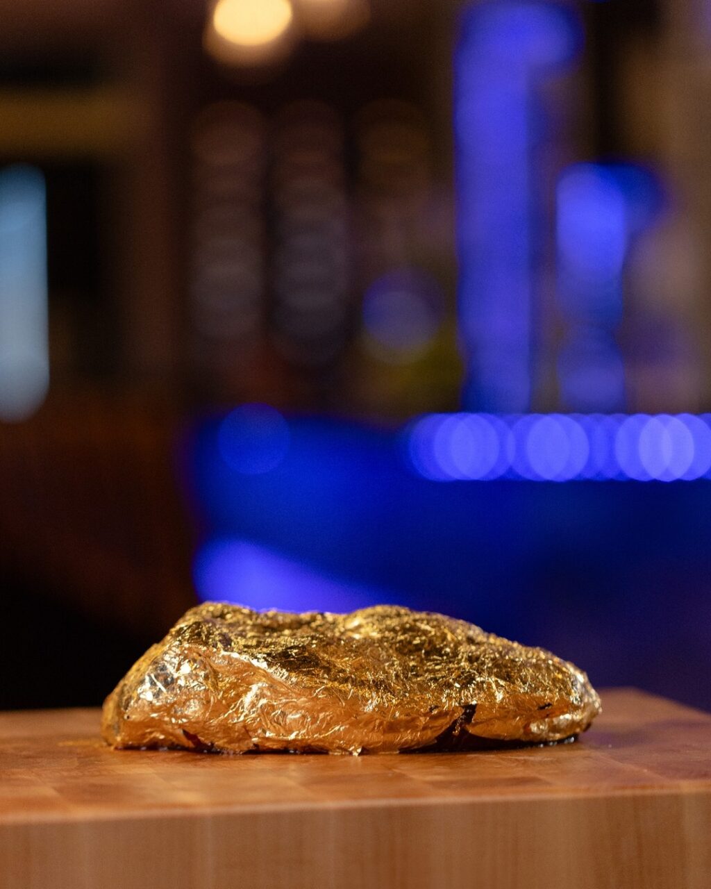Do you know the history of our Golden Steak®? ✨🥩

“We are the first Brazilian Steakhouse in the U.S. to unveil a meat cut as unique as the 24-karat Golden Steak® as a complimentary addition to our rodizio menu. This achievement is a testament to the loyalty of our Brazilian Steakhouse enthusiasts”, said our director of operations.

Which location are you heading to? 
Cupertino, CA
Irvine, CA
Napa, CA
Roseville, CA
San Diego, CA
Walnut Creek, CA
Las Vegas, NV
Charleston, SC